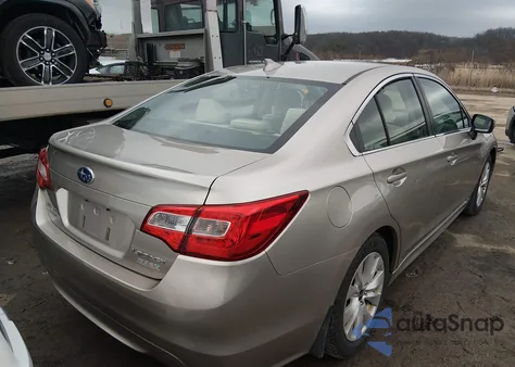 2016 Subaru Legacy 2.5I Premium из США, поврежденный, VIN 4S3BNAF63G3046622
